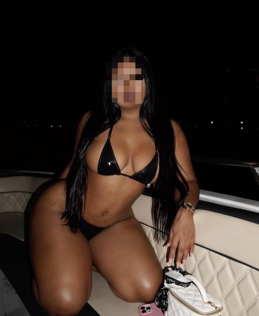 Chica busca chico en Lugo: 