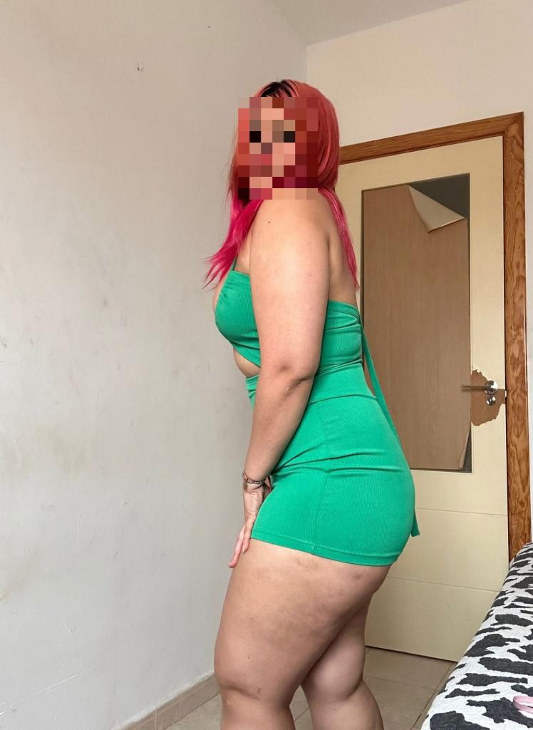 Chica busca chico en Almería: 