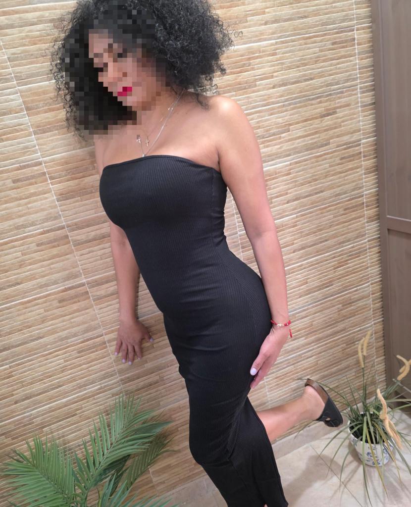 Chica busca chico en Sevilla: 