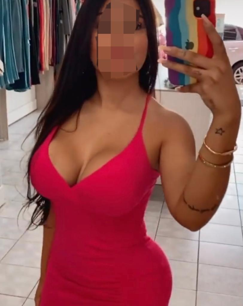 695656866: Chica busca chico en Orense