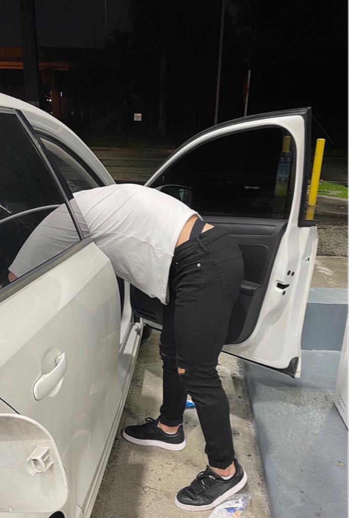 Chico busca chica en Cádiz: 