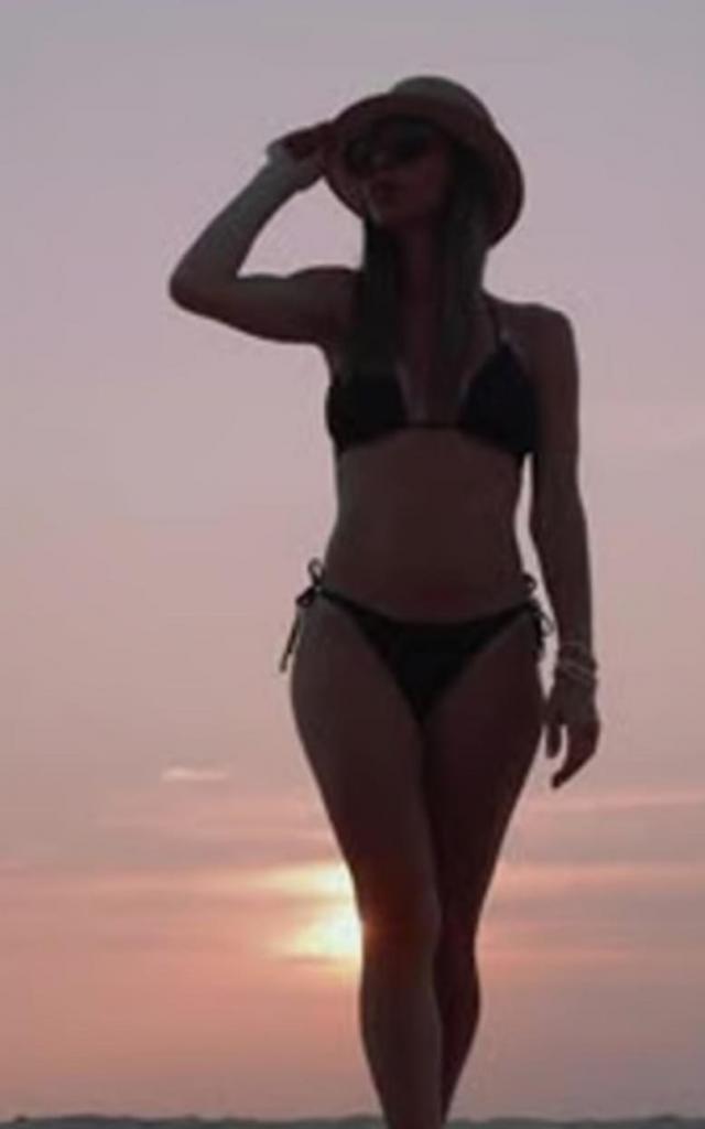 631052493: Chica busca chico en Melilla