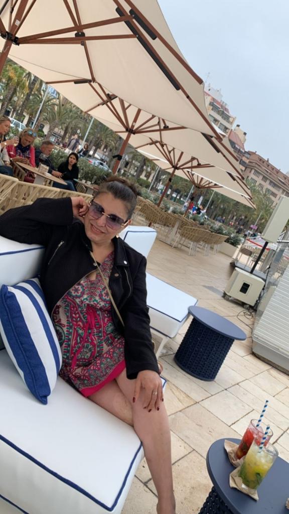 Chica busca chico en Alicante: 