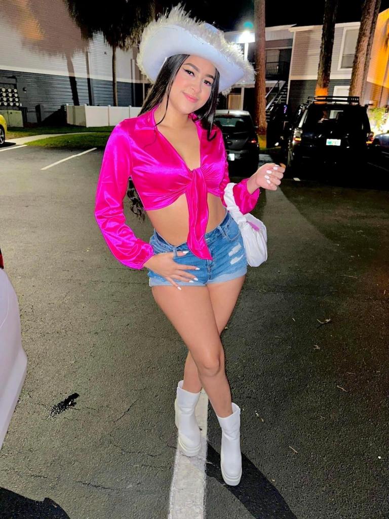 Chica busca chico en Granada: 