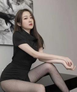 670693999: Chica busca chico en Asturias