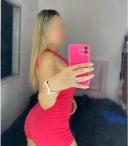 657106924: Chica busca chico en La Coruña