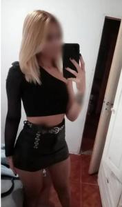 613320357: Chica busca chico en Almería