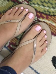 643946645: Chica busca chico en Lérida