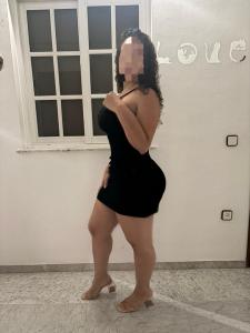 622561777: Chica busca chico en Sevilla