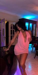 604462173: Chica busca chico en Málaga