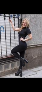 611318796: Chica busca chico en Málaga