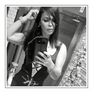 643686381: Chica busca chico en Zaragoza