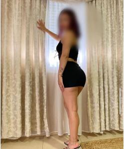 663059335: Chica busca chico en Barcelona