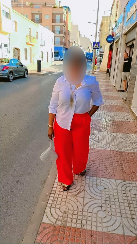 Chica busca chico en Almería: 