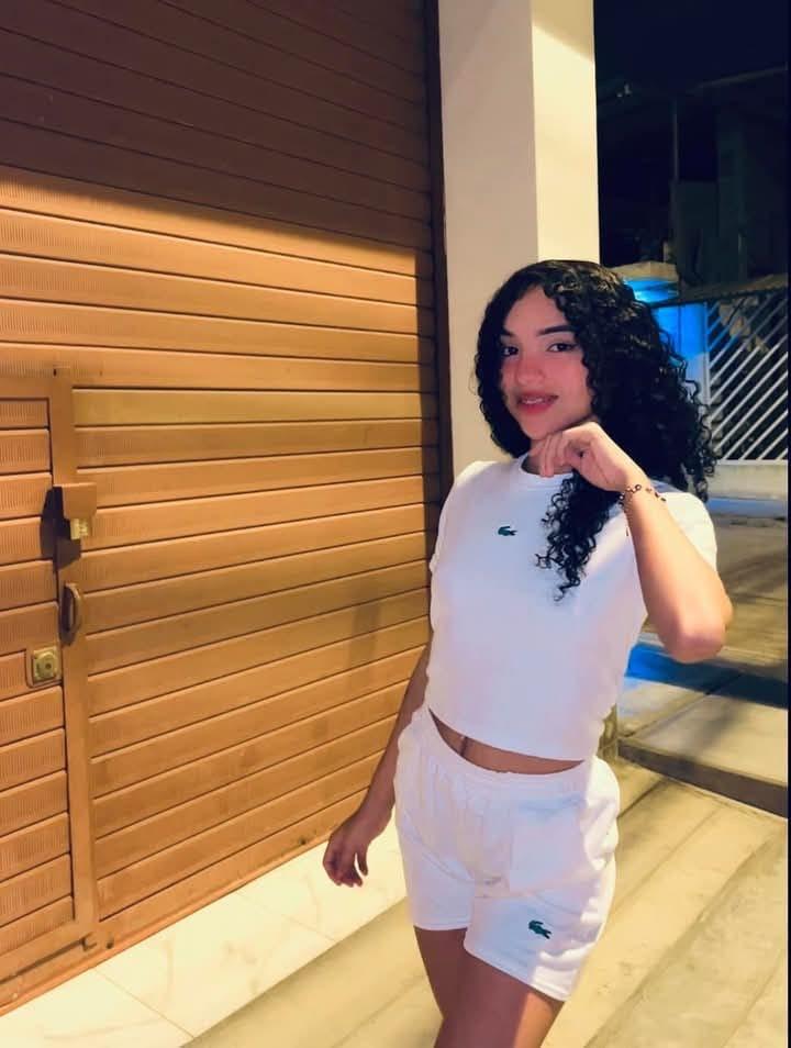 Chica busca chico en Almería: 