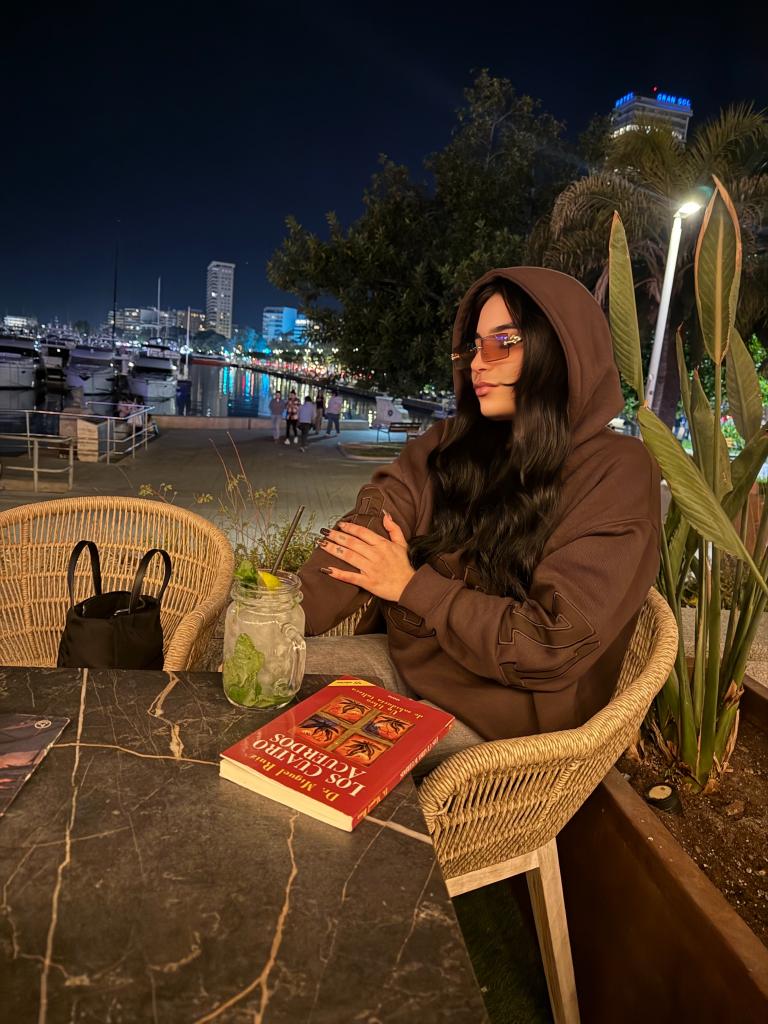 Chica busca chico en Alicante: 