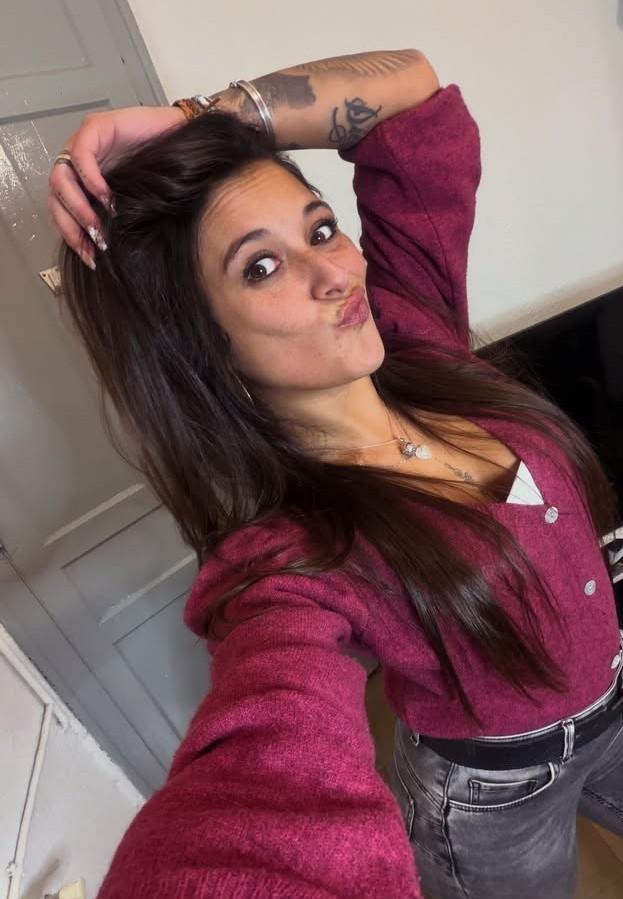 Chica busca chico en Almería: 