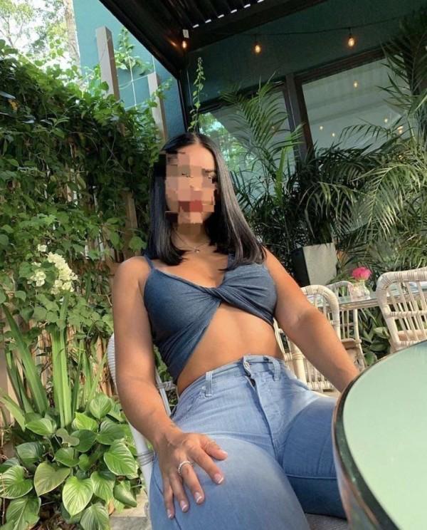 Chica busca chico en Granada: 