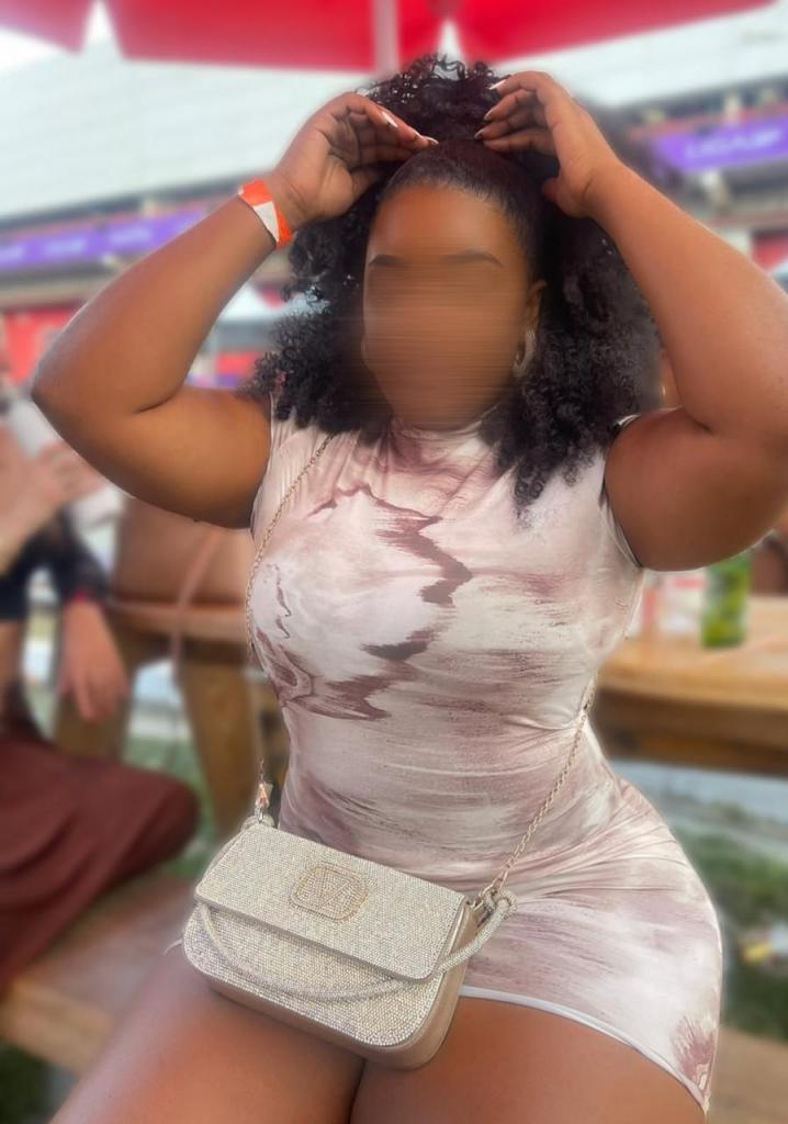 Chica busca chico en Cádiz: 