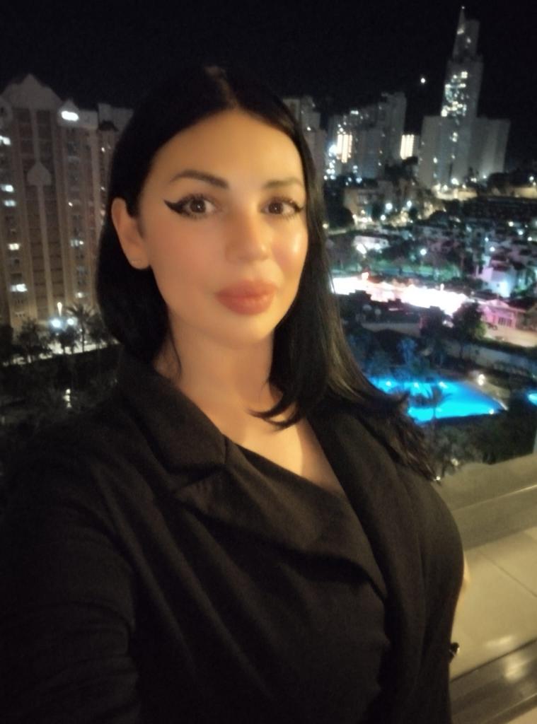 Chica busca chico en Alicante: 