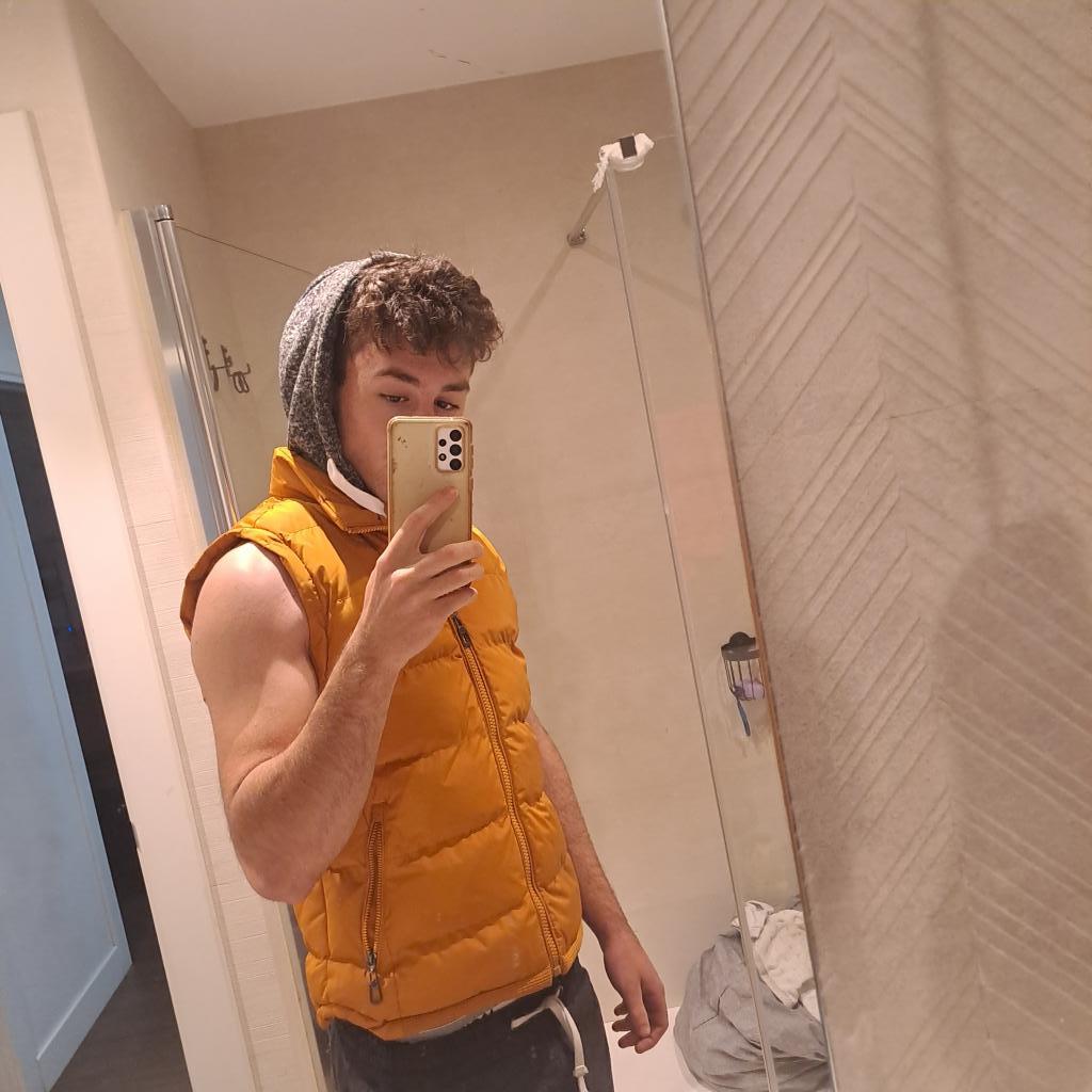 Chico busca chica en Navarra: 