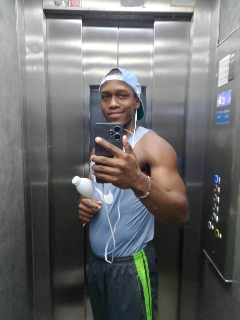 Chico busca chica en Barcelona: 