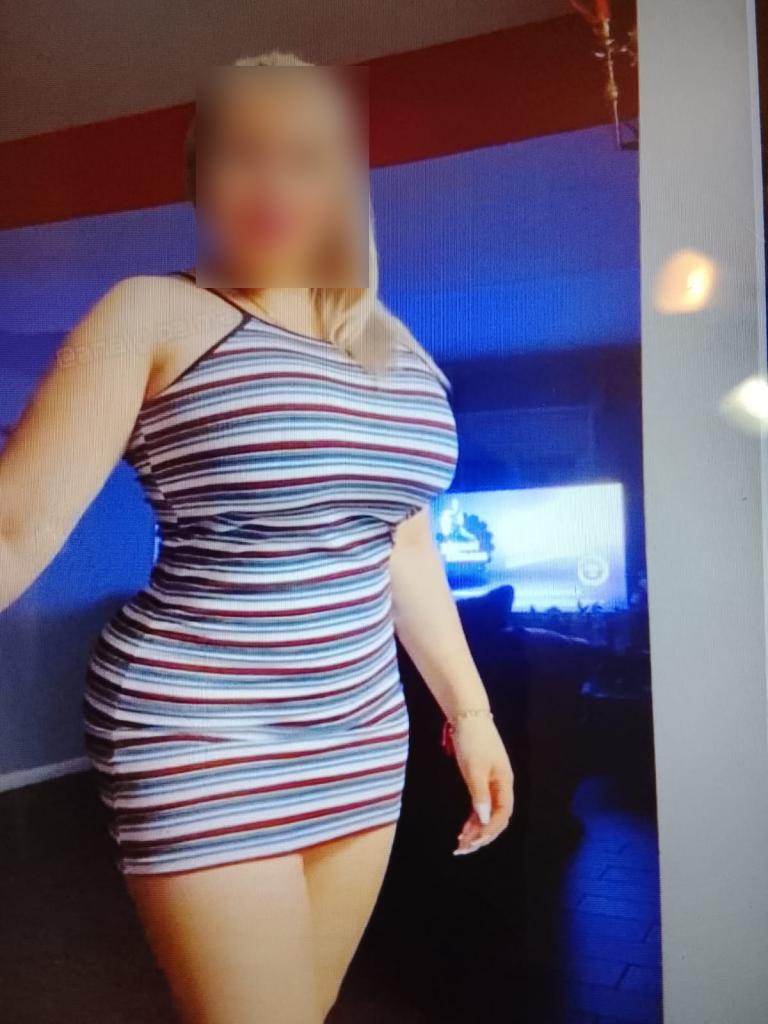 614670813: Chica busca chico en Tarragona