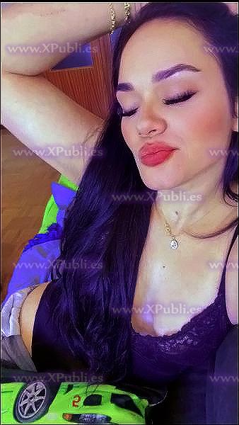 613437183: Chica busca chico en Navarra