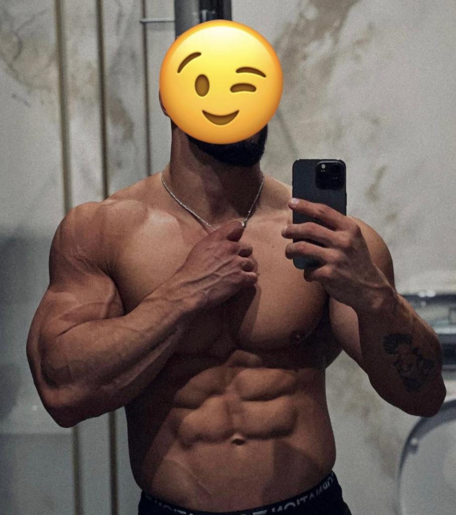 637908522: Chico busca chica en Málaga