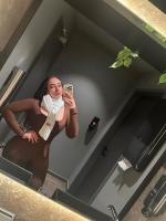 622105192: Chica busca chico en Madrid