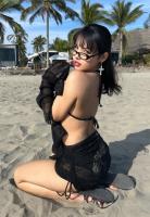 667585041: Chica busca chico en Madrid