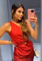 613772903: Chica busca chico en Barcelona