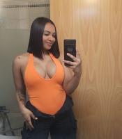 631086796: Chica busca chico en Barcelona