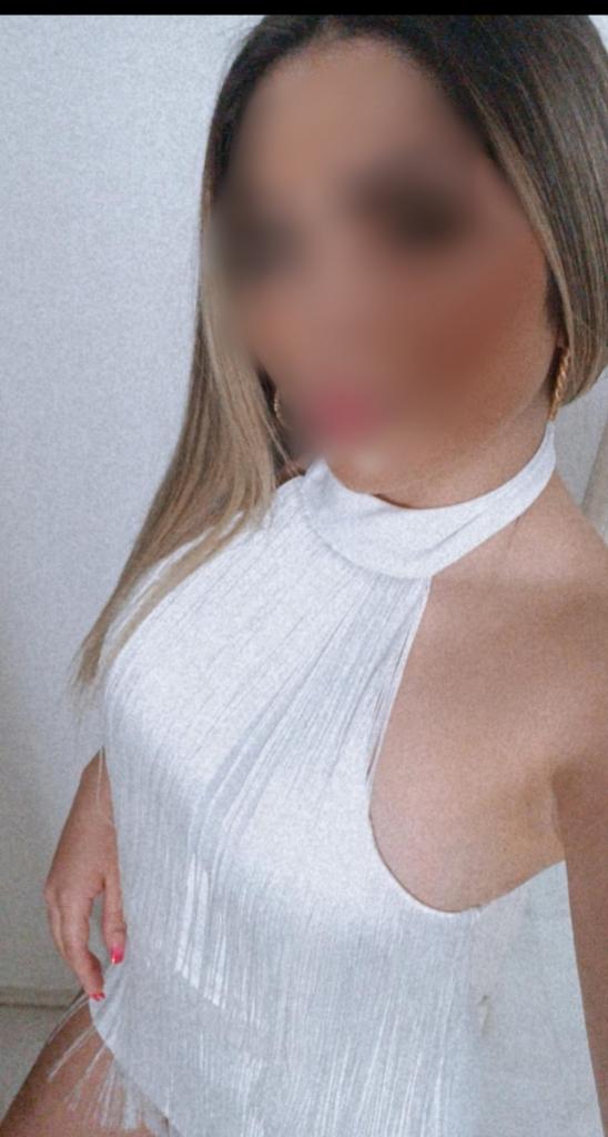 Chica busca chico en Granada: 
