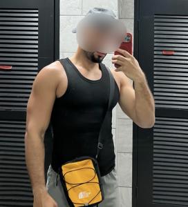 604190090: Chico busca chica en La Coruña