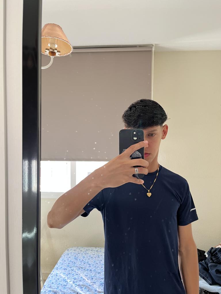 Chico busca chica en Málaga: 