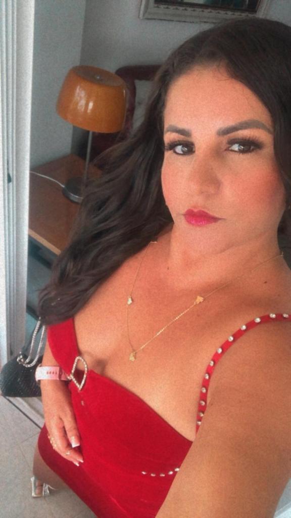 Chica busca chico en Tenerife: 