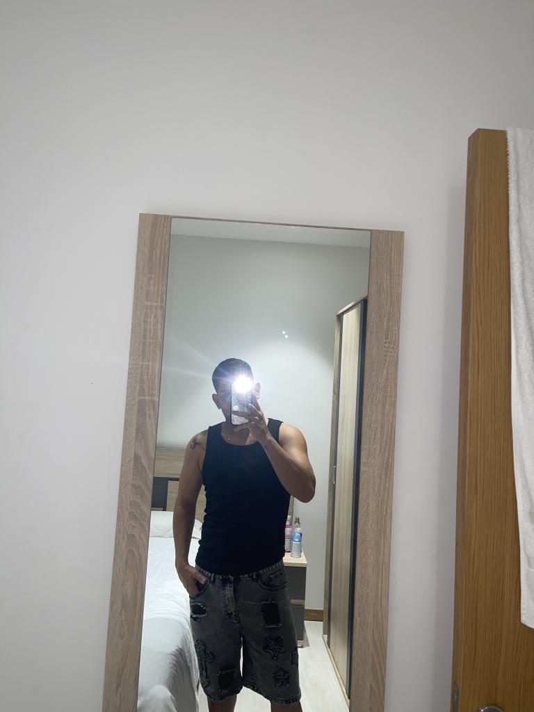 Chico busca chica en Valencia: 