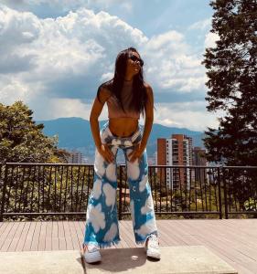 613625026: Chica busca chico en La Coruña