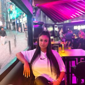 642845511: Chica busca chico en Castellón