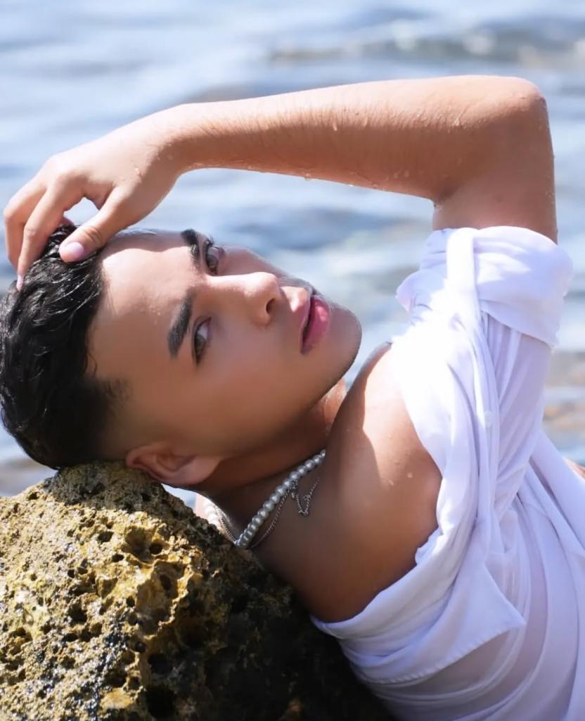 Chico busca chica en Málaga: 