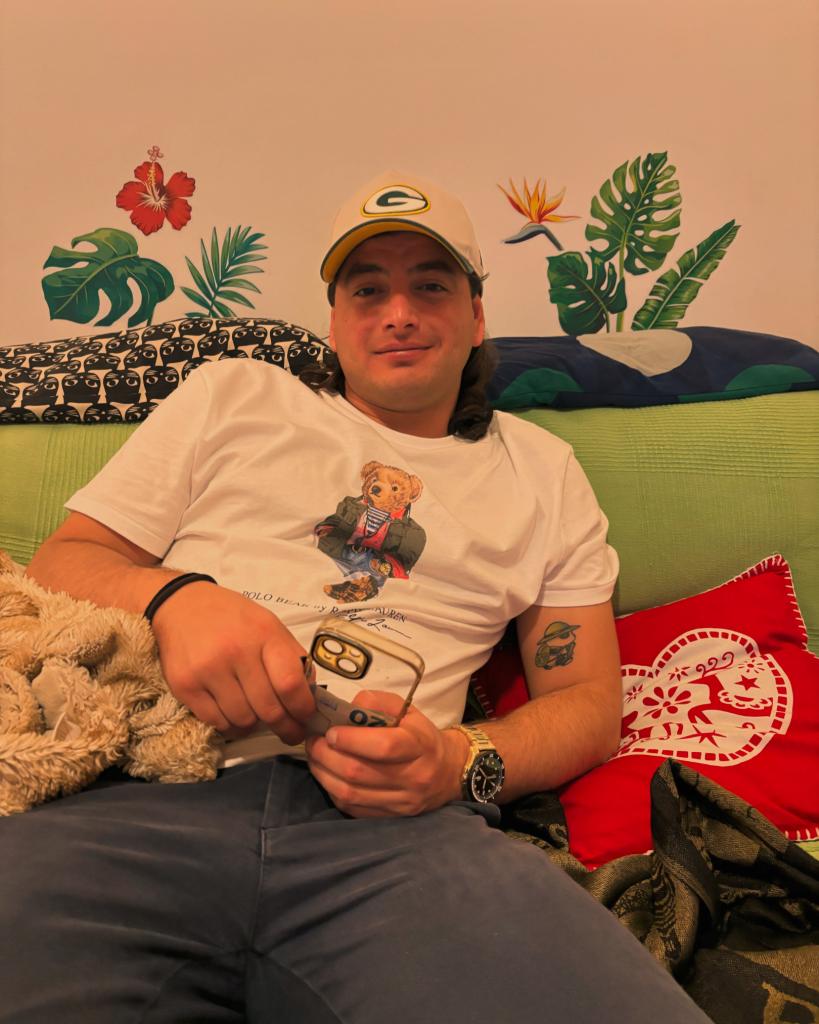 Chico busca chica en Málaga: 