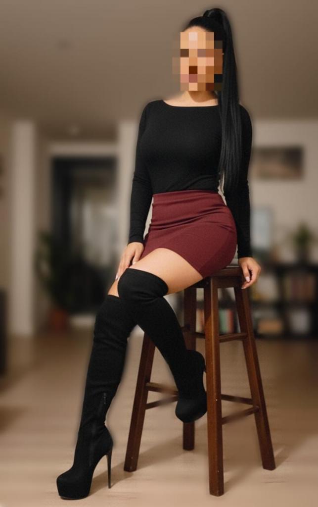 Chica busca chico en Granada: 