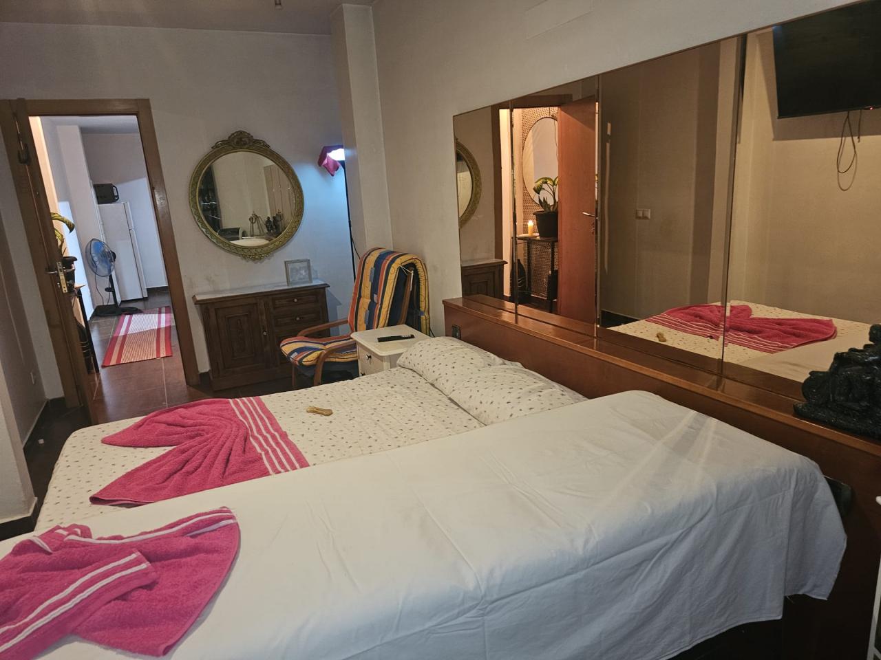 Chica busca chico en Gerona: 