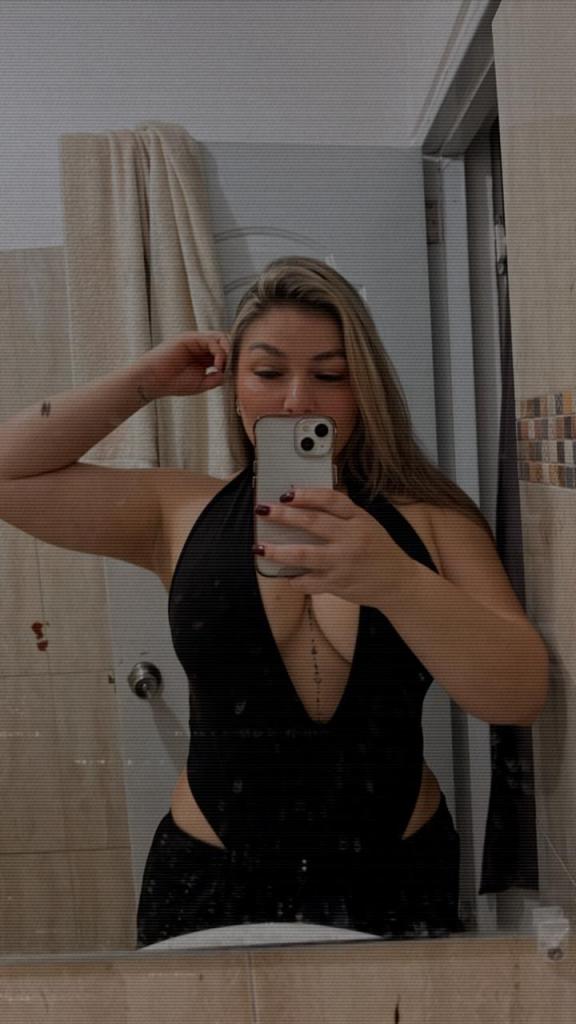 664491876: Chica busca chico en Tenerife