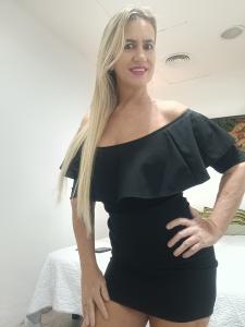 614663544: Chica busca chico en Barcelona