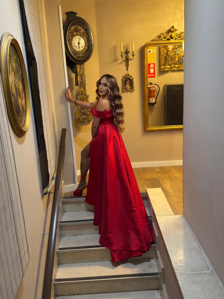 613767347: Travesti en Córdoba