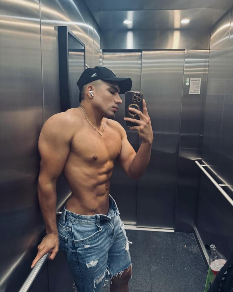 Chico busca chica en Barcelona: 