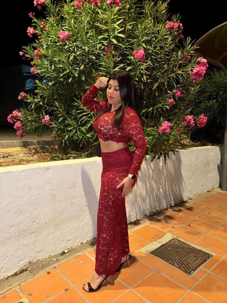 Chica busca chico en Almería: 