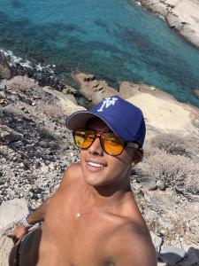 Chico busca chica en Málaga: 